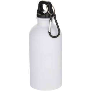 Mit dieser robusten und dennoch leichten 400 ml Wasserflasche aus RCS-zertifiziertem recyceltem Edelstahl mit matter Oberfläche bleiben Sie gut hydriert. Sie ist der ideale Begleiter beim Sport, auf Ausflügen oder im Büro. Die einwandige Oregon Flasche hat einen Drehverschluss und bietet viel Platz für ein Logo Ihrer Wahl. Der mitgelieferte Karabinerhaken (nicht zum Klettern geeignet) kann sicher an einer Tasche befestigt werden, damit die Flasche nicht verloren geht. Mit dieser robusten und dennoch leichten 400 ml Wasserflasche aus RCS-zertifiziertem recyceltem Edelstahl mit matter Oberfläche bleiben Sie gut hydriert. Sie ist der ideale Begleiter beim Sport, auf Ausflügen oder im Büro. Die einwandige Oregon Flasche hat einen Drehverschluss und bietet viel Platz für ein Logo Ihrer Wahl. Der mitgelieferte Karabinerhaken (nicht zum Klettern geeignet) kann sicher an einer Tasche befestigt werden, damit die Flasche nicht verloren geht.