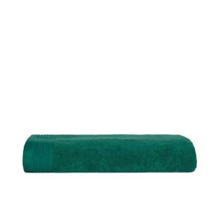 Das T1-100 Classic Beach Towel Emerald Green ist ein großes und weiches Strandtuch für den Strand oder Pool.<br />Die Größe von 100 x 180 cm ist perfekt zum Liegen.<br />Die gekämmte Baumwolle sorgt dafür, dass das Strandtuch sehr weich ist.<br />Dieser Artikel ist von den wunderschönen Farben Lateinamerikas inspiriert.<br />Wählen Sie aus den vielen Farben Ihre Lieblingsfarbe. Das T1-100 Classic Beach Towel Emerald Green ist ein großes und weiches Strandtuch für den Strand oder Pool.<br />Die Größe von 100 x 180 cm ist perfekt zum Liegen.<br />Die gekämmte Baumwolle sorgt dafür, dass das Strandtuch sehr weich ist.<br />Dieser Artikel ist von den wunderschönen Farben Lateinamerikas inspiriert.<br />Wählen Sie aus den vielen Farben Ihre Lieblingsfarbe.
