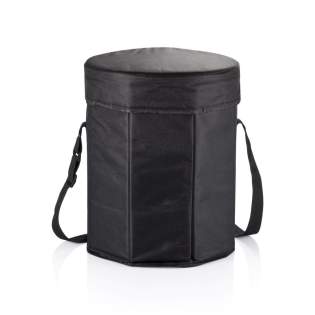 Panier en polyester noir 600D avec revêtement PE, diamètre 30 cm x hauteur 35 cm, pliable. Utilisable comme panier isotherme et comme siège. Panier en polyester noir 600D avec revêtement PE, diamètre 30 cm x hauteur 35 cm, pliable. Utilisable comme panier isotherme et comme siège.