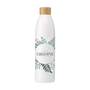 WoW! Bouteille d'eau mince et réutilisable fabriquée à partir de déchets de canne à sucre. La bouteille a un bouchon en bambou. Étanche. Les deux plantes, la canne à sucre et le bambou, extraient le C02 de l'air pendant leur croissance. La bouteille est une bonne alternative à la bouteille en plastique. Fabriqué en Europe. Ne passe pas au lave-vaisselle. Capacité 500 ml. Chaque article est fourni dans une boite individuelle en papier kraft marron. WoW! Bouteille d'eau mince et réutilisable fabriquée à partir de déchets de canne à sucre. La bouteille a un bouchon en bambou. Étanche. Les deux plantes, la canne à sucre et le bambou, extraient le C02 de l'air pendant leur croissance. La bouteille est une bonne alternative à la bouteille en plastique. Fabriqué en Europe. Ne passe pas au lave-vaisselle. Capacité 500 ml. Chaque article est fourni dans une boite individuelle en papier kraft marron.