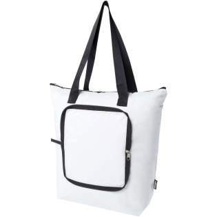 Deze lichtgewicht maar duurzame draagtas is ontworpen voor gemak en bruikbaarheid die zich naar behoeften aanpast. Je kunt hem netjes opvouwen tot een compact tasje met een lus voor gemakkelijk ophangen of dragen. Hierdoor is deze perfect voor picknicks, boodschappen doen of avonturen buitenshuis. Met een hoofdcompartiment met rits en aluminiumfolie, een open vak aan de voorkant en twee lange handgrepen van glad geweven kwaliteitsmateriaal. Gemaakt van pvc-vrij gerecycled polyester. Inhoud: 15 liter. Deze lichtgewicht maar duurzame draagtas is ontworpen voor gemak en bruikbaarheid die zich naar behoeften aanpast. Je kunt hem netjes opvouwen tot een compact tasje met een lus voor gemakkelijk ophangen of dragen. Hierdoor is deze perfect voor picknicks, boodschappen doen of avonturen buitenshuis. Met een hoofdcompartiment met rits en aluminiumfolie, een open vak aan de voorkant en twee lange handgrepen van glad geweven kwaliteitsmateriaal. Gemaakt van pvc-vrij gerecycled polyester. Inhoud: 15 liter.