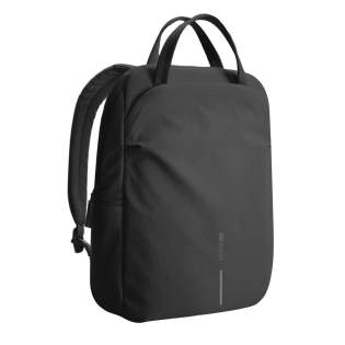 Sac à dos/Tote souple, compagnon élégant et polyvalent, conçu pour un transport au quotidien sans effort. Doté de l'innovante fermeture à glissière Duo-Zipper de XDDESIGN, il s'agrandit pour révéler deux styles distincts, combinant praticité et style. Avec un design antivol sécurisé et une fermeture zippée à glissière, vos affaires sont en sécurité à tout moment. Parfait pour le travail, l'université ou les loisirs, il offre 11 zones de rangement bien pensées pour garder vos objets essentiels organisés. L'extérieur minimaliste est fabriqué en nylon recyclé durable et léger, tandis que la doublure est conçue avec AWARE™, l'utilisation de tissu recyclé authentique est garantie. 42,64 % de contenu recyclé. Modèle déposé®<br /><br />FitsLaptopTabletSizeInches: 16.0<br />PVC free: true Sac à dos/Tote souple, compagnon élégant et polyvalent, conçu pour un transport au quotidien sans effort. Doté de l'innovante fermeture à glissière Duo-Zipper de XDDESIGN, il s'agrandit pour révéler deux styles distincts, combinant praticité et style. Avec un design antivol sécurisé et une fermeture zippée à glissière, vos affaires sont en sécurité à tout moment. Parfait pour le travail, l'université ou les loisirs, il offre 11 zones de rangement bien pensées pour garder vos objets essentiels organisés. L'extérieur minimaliste est fabriqué en nylon recyclé durable et léger, tandis que la doublure est conçue avec AWARE™, l'utilisation de tissu recyclé authentique est garantie. 42,64 % de contenu recyclé. Modèle déposé®<br /><br />FitsLaptopTabletSizeInches: 16.0<br />PVC free: true