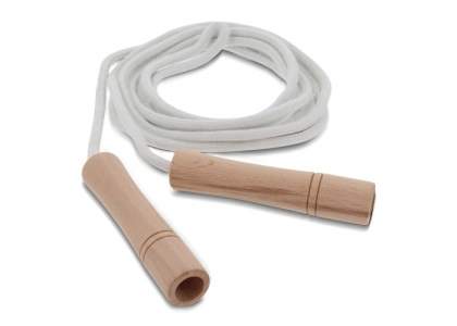 Jumping rope with wooden handles, ideal for fun and sport alike. Take it with you when you travel to ensure you are always equipped to excercise. It  has a stylish design and comes packed in a cotton pouch.