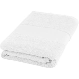 High quality and sustainable 450 g/m² towel that is delightfully thick, silky, and super soft to the skin. This item is certified STANDARD 100 by OEKO-TEX®. It guarantees that the textile product has been manufactured using sustainable processes under environmentally friendly and socially responsible working conditions and is free from harmful chemicals or synthetic materials. Available in a variety of beautiful colours to refine any home or hotel bathroom. The towel is dyed with a waterless dyeing process that reduces freshwater demand and prevents the large volumes of polluted water that are typical of water-based dyeing processes. Towel size: 50x100 cm. Made in Europe. 