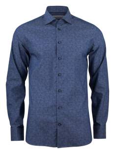 Een nieuw, subtiel maar uitgesproken indigo gekleurd paisley-patroon shirt. Draag het chic en opvallend met een stropdas, of juist casual met een pantalon—hoe dan ook blijf je de hele dag comfortabel en verzorgd dankzij onze bekende strijkvrije en natuurlijke stretchkwaliteit. Innovatie en stijl gaan hier hand in hand! Regular Fit. Een nieuw, subtiel maar uitgesproken indigo gekleurd paisley-patroon shirt. Draag het chic en opvallend met een stropdas, of juist casual met een pantalon—hoe dan ook blijf je de hele dag comfortabel en verzorgd dankzij onze bekende strijkvrije en natuurlijke stretchkwaliteit. Innovatie en stijl gaan hier hand in hand! Regular Fit.