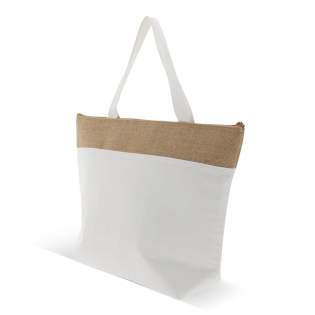 Ce sac isotherme en coton et jute est très polyvalent car vous pouvez l'emmener à la plage, en ville, en vacances ou l'utiliser pour faire du shopping. La combinaison des couleurs et des différents matériaux lui donne un aspect frais et moderne. Ce sac isotherme en coton et jute est très polyvalent car vous pouvez l'emmener à la plage, en ville, en vacances ou l'utiliser pour faire du shopping. La combinaison des couleurs et des différents matériaux lui donne un aspect frais et moderne.