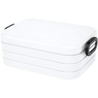 Lunch box featuring a tight-sealing ring to keep the contents fresh and tasty. Suitable for 4 sandwiches. Divider included. The capacity is 900 ml. Dishwasher safe. BPA free.