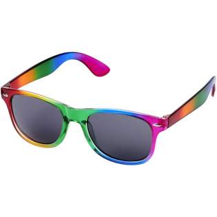 Sun Ray Sonnenbrille im Retro-Design mit transparentem Gestell in trendigen Regenbogenfarben. Erfüllt EN ISO 12312-1 und UV 400, die Gläser sind in Kategorie 3 eingestuft.