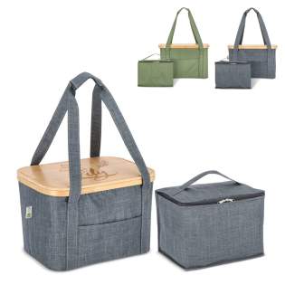 Le panier pliant Sogne d'InSideOut est plus qu'une solution de rangement élégante : c'est un sac isotherme polyvalent, idéal pour les activités de plein air. Fabriqué à partir de matériaux recyclés et de bambou, ce Sogne offre également une fonctionn... Le panier pliant Sogne d'InSideOut est plus qu'une solution de rangement élégante : c'est un sac isotherme polyvalent, idéal pour les activités de plein air. Fabriqué à partir de matériaux recyclés et de bambou, ce Sogne offre également une fonctionn...
