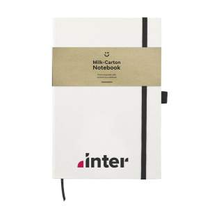 WoW! Carnet de notes A5 avec couverture en briques de lait recyclées (jusqu'à 70%). Avec 80 feuilles de papier ligné de couleur crème (80 g/m²), une fermeture élastique et un ruban de lecture. Les cartons de lait sont composés d'aluminium, de papier et de plastique. Ces matériaux sont séparés les uns des autres et le papier restant est utilisé pour fabriquer la couverture de ce carnet. En raison de l'utilisation de matériaux recyclés, petites imperfections dans le matériau peuvent être visibles. Cela confère au produit un aspect unique. WoW! Carnet de notes A5 avec couverture en briques de lait recyclées (jusqu'à 70%). Avec 80 feuilles de papier ligné de couleur crème (80 g/m²), une fermeture élastique et un ruban de lecture. Les cartons de lait sont composés d'aluminium, de papier et de plastique. Ces matériaux sont séparés les uns des autres et le papier restant est utilisé pour fabriquer la couverture de ce carnet. En raison de l'utilisation de matériaux recyclés, petites imperfections dans le matériau peuvent être visibles. Cela confère au produit un aspect unique.