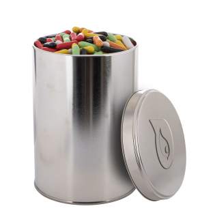 Large tin 1,3 liter with embossing on the lid, filled with sweets