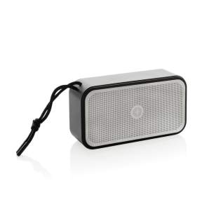 De Swiss Peak RCS Recycled Aluminium 10W Speaker levert krachtige, hoogwaardige audio met diepe, resonante bassen dankzij de geïntegreerde subwoofer en twee 5W speakers. Ontworpen voor uitzonderlijke geluidsprestaties, beschikt hij over BT 5.3 voor naadloze connectiviteit en automatisch koppelen, voor moeiteloze installatie met uw apparaten. Met een 1200mAh polymeer Li-ion batterij biedt de speaker tot 5 uur speeltijd op 50% volume en is volledig opgeladen in slechts 2,5 uur via de meegeleverde USB-C naar USB-C kabel. Extra functies zijn onder andere een USB-C poort en AUX poort. De speaker is gemaakt van RCS gecertificeerd gerecycled aluminium. RCS (Recycled Claim Standard) is een standaard om het gerecyclede materiaal van een product te verifiëren in de gehele toeleveringsketen. Totaal gerecycled materiaal: 40% gebaseerd op het totale artikelgewicht. Deze speaker is PVC-vrij en verpakt in een FSC-gecertificeerde geschenkdoos. Met draagriem van RPET<br /><br />NumberOfSpeakers: 2<br />SpeakerOutputW: 10.00<br />PVC free: true