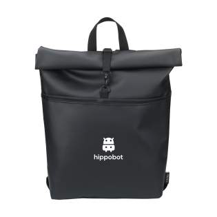 Sac à dos robuste de la marque Fraenck. Fabriqué en similicuir et en toile de voile recyclée. Le matériau robuste et hydrofuge provient de restes de matériaux recyclés de l'industrie de la voile. Le généreux compartiment intérieur est doté d'une poche supplémentaire permettant de ranger un ordinateur portable jusqu'à 17 pouces. Fermeture à glissière robuste, sangles d'épaule réglables et boucle de transport. Un design intemporel. Fabriqué en Hollande.