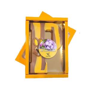 Melkchocolade paasletter ca. 240 gram in een geel doosje voorzien van een full colour sticker. Tegen meerprijs ook verkrijgbaar met een bedrukt logo plaatje. Melkchocolade paasletter ca. 240 gram in een geel doosje voorzien van een full colour sticker. Tegen meerprijs ook verkrijgbaar met een bedrukt logo plaatje.