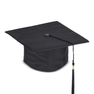 Célébrez vos réussites avec cette casquette de diplômé, conçue pour un ajustement confortable et offrant un espace pour des impressions personnalisées, idéale pour le lancer emblématique. Célébrez vos réussites avec cette casquette de diplômé, conçue pour un ajustement confortable et offrant un espace pour des impressions personnalisées, idéale pour le lancer emblématique.