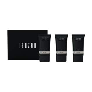 Brievenbuspakket met 3 verzorgingsproducten in de geur Skin 90 van het merk Janzen. Inhoud: • Shower Gel - 50 ml • Hand & Body Lotion - 50 ml • Shampoo - 50 ml. Opgewekt en vrolijk, dat is Skin 90. De kersenbloesem heeft in Japan een haast heilige status. Met haar lichtroze blaadjes en aangename geur is de boom een waar feest voor de zintuigen. Het subtiele van de kersenbloesem wordt in dit parfum afgewisseld met het frisse van de lelie en krachtige van de tonkaboon. Deze giftset zit in een stijlvolle verpakking die qua formaat perfect door de brievenbus past. Ideaal als direct mailing en een persoonlijke attentie voor de ontvanger. Brievenbuspakket met 3 verzorgingsproducten in de geur Skin 90 van het merk Janzen. Inhoud: • Shower Gel - 50 ml • Hand & Body Lotion - 50 ml • Shampoo - 50 ml. Opgewekt en vrolijk, dat is Skin 90. De kersenbloesem heeft in Japan een haast heilige status. Met haar lichtroze blaadjes en aangename geur is de boom een waar feest voor de zintuigen. Het subtiele van de kersenbloesem wordt in dit parfum afgewisseld met het frisse van de lelie en krachtige van de tonkaboon. Deze giftset zit in een stijlvolle verpakking die qua formaat perfect door de brievenbus past. Ideaal als direct mailing en een persoonlijke attentie voor de ontvanger.