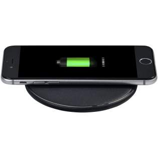 The Lean wireless charging pad allows for smartphone charging without cables. Supports wireless charging up to 1A for devices that have wireless charging functionality. For devices that don’t support wireless charging, an external wireless charging receiver or receiver case is required.