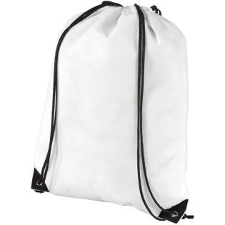 Le sac à dos Evergreen est une excellente option lorsque vous recherchez un sac qui fonctionne bien comme un cadeau facile à manipuler pour promouvoir toute marque ou campagne de marketing. Ce sac à dos léger et économique est doté d'un cordon de serrage qui permet de le porter facilement sur l'épaule ou comme un sac à dos. Le sac est fabriqué en plastique PP de 80 g/m², possède un grand compartiment principal et laisse suffisamment d'espace à l'extérieur pour afficher tout logo ou autre message. Le sac à dos Evergreen est une excellente option lorsque vous recherchez un sac qui fonctionne bien comme un cadeau facile à manipuler pour promouvoir toute marque ou campagne de marketing. Ce sac à dos léger et économique est doté d'un cordon de serrage qui permet de le porter facilement sur l'épaule ou comme un sac à dos. Le sac est fabriqué en plastique PP de 80 g/m², possède un grand compartiment principal et laisse suffisamment d'espace à l'extérieur pour afficher tout logo ou autre message.