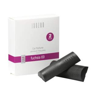 Autoparfüm in dem Duft Fuchsia 69 der Marke Janzen. Mit diesem Autoparfüm umgibt Sie das Gefühl, nach Hause zu kommen, auch während der Fahrt. Der Duft hält 35 bis 45 Tage an und wird durch den Luftstrom des Belüftungssystems Ihres Autos verbreitet. Die Packung enthält 2 Stück. Das Parfüm Fuchsia 69 ist ein Potpourri aus unter anderem duftendem Jasmin, zarter Gardenie, Nelke und der „Blume der Blumen“: Ylang-Ylang – fröhlich und provokativ, leichtfüßig und sinnlich. Pro Set in einem Geschenkkarton verpackt. Pro Set in einer Verpackung.