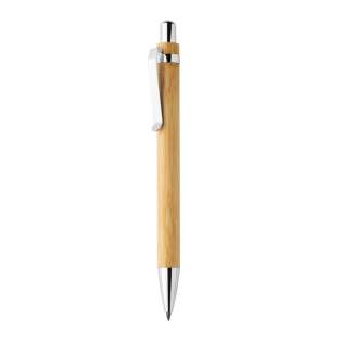 Deze Pynn infinity pen gaat langer mee dan ongeveer 100 potloden! Het heeft een schrijflengte tot ongeveer 20.000 meter en gebruikt een grafietpunt om een grafietlijn te produceren. Het schrijft niet alleen als een potlood, maar de markeringen kunnen worden gewist. Intrekbaar zodat je hem gemakkelijk in je tas kunt stoppen. In een FSC® kraft geschenkenvelop.