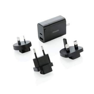 Philips ultra snelle 30W PD reislader. Met handige reisetui. Wordt geleverd met 4 stekkers; geïntegreerde US-stekker en met verwisselbare AU-, UK- en EU-stekker. Ingang: 100-240V, 50-60Hz 0,7A Uitgang USB A 5V/2,4A Type-C 5V/3A, 9V/2A, 12V/1,5A. Verpakt in Philips geschenkdoos. Philips ultra snelle 30W PD reislader. Met handige reisetui. Wordt geleverd met 4 stekkers; geïntegreerde US-stekker en met verwisselbare AU-, UK- en EU-stekker. Ingang: 100-240V, 50-60Hz 0,7A Uitgang USB A 5V/2,4A Type-C 5V/3A, 9V/2A, 12V/1,5A. Verpakt in Philips geschenkdoos.