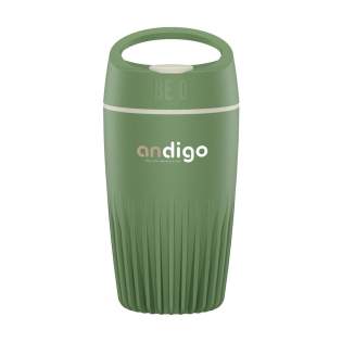 Mug à café réutilisable de la marque BE O Lifestyle. Un gobelet fabriqué à partir de graisses et d'huiles végétales issues de déchets collectés dans des établissements de restauration aux Pays-Bas. 100% recyclable. Neutre en odeur et en goût. Ce gobelet design anti-éclaboussures est léger, facile à transporter et confortable à utiliser. Adapté à presque tous les porte-gobelets. Idéal en déplacement. Certifié UE. Passe au lave-vaisselle jusqu'a 65°C. Le lavage à la main est recommandé pour préserver l’impression. Capacité 340 ml. Design néerlandais. Fabriqué en Europe. Mug à café réutilisable de la marque BE O Lifestyle. Un gobelet fabriqué à partir de graisses et d'huiles végétales issues de déchets collectés dans des établissements de restauration aux Pays-Bas. 100% recyclable. Neutre en odeur et en goût. Ce gobelet design anti-éclaboussures est léger, facile à transporter et confortable à utiliser. Adapté à presque tous les porte-gobelets. Idéal en déplacement. Certifié UE. Passe au lave-vaisselle jusqu'a 65°C. Le lavage à la main est recommandé pour préserver l’impression. Capacité 340 ml. Design néerlandais. Fabriqué en Europe.