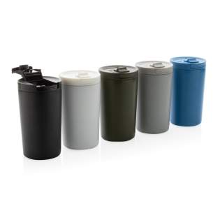 Deze dubbelwandige vacuüm lekvrije mok met slot heeft de perfecte maat voor uw drankje. Het lekvrije klepdeksel is ontworpen voor gemakkelijk openen/sluiten en onderweg gebruiken. Vacuümisolatie houdt dranken tot 5 uur warm en tot 15 uur koud. Gemaak... Deze dubbelwandige vacuüm lekvrije mok met slot heeft de perfecte maat voor uw drankje. Het lekvrije klepdeksel is ontworpen voor gemakkelijk openen/sluiten en onderweg gebruiken. Vacuümisolatie houdt dranken tot 5 uur warm en tot 15 uur koud. Gemaak...