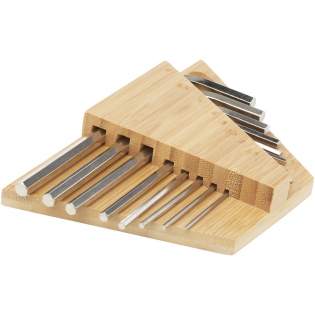 The Allen bamboo hex key tool set is the essential tool kit whether you're tackling DIY projects or assembling furniture. The set includes 8 hexagon wrenches crafted from durable carbon steel, ensuring both strength and corrosion resistance. With sizes ranging from 1.5 mm to 6 mm, you'll have the right tool on hand for various tasks. The certified bamboo holder not only keeps your hex keys organised, but also serves as a stylish, practical, and more sustainable addition to your workspace. Since bamboo is a natural product, there may be slight variations in colour and size per item, which may affect the final printing outcome. Packed in a STAC gift box from sustainable sources.