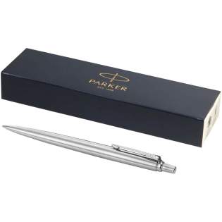 Hét Parker icoon. Jotter, de bewuste keuze van actieve schrijvers die hun pen geen moment kunnen missen. Geleverd in een Parker geschenkverpakking. Exclusief ontwerp. Blauwschrijvend. Hét Parker icoon. Jotter, de bewuste keuze van actieve schrijvers die hun pen geen moment kunnen missen. Geleverd in een Parker geschenkverpakking. Exclusief ontwerp. Blauwschrijvend.