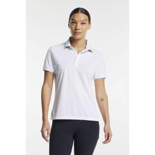 Een functioneel poloshirt is onmisbaar bij racketsporten en werkt even goed bij buitenactiviteiten als andere sporten. Het is gemaakt van 100% gerecycled polyester en sneldrogend, perfect voor als je je in het zweet werkt of op warme dagen.<br /><br />Het heeft een kraag met drie knopen en een discreet Tenson-logo op de arm. Het heeft een normale pasvorm en is verkrijgbaar in alle maten van XS tot en met XXL.