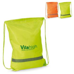 Sac à dos en Polyester avec bandes réfléchissantes et cordon ajustable. Impression en sérigraphie uniquement possible en 1 couleur. L’impresion en plusieurs couleurs est possibles seulement par transfert. Sac à dos en Polyester avec bandes réfléchissantes et cordon ajustable. Impression en sérigraphie uniquement possible en 1 couleur. L’impresion en plusieurs couleurs est possibles seulement par transfert.
