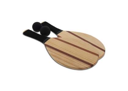 This Frescoball game set is a game played with 2 rackets and a ball. It is fun to play at the beach, in the park or garden. The rackets are made of wood and the set comes with 2 balls.