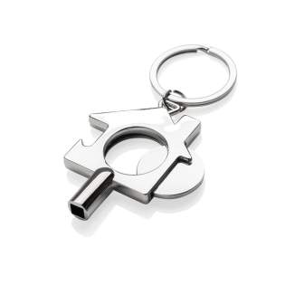 Multifunctionele sleutelhanger met radiatorsleutel, caddymuntje en sterke flesopener. Gemaakt van RCS-gerecycled zinc alloy. Totaal gerecycled materiaal: 69% op basis van het totale gewicht van het item. RCS-certificering zorgt voor een volledig gecertificeerde toeleveringsketen van de gerecyclede materialen. Verpakt in papieren zak. De winkelwagenmunt is 2,23 mm dik, vergelijkbaar met een 1-euromunt. Multifunctionele sleutelhanger met radiatorsleutel, caddymuntje en sterke flesopener. Gemaakt van RCS-gerecycled zinc alloy. Totaal gerecycled materiaal: 69% op basis van het totale gewicht van het item. RCS-certificering zorgt voor een volledig gecertificeerde toeleveringsketen van de gerecyclede materialen. Verpakt in papieren zak. De winkelwagenmunt is 2,23 mm dik, vergelijkbaar met een 1-euromunt.