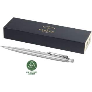 Jotter stands as an authentic design icon of the last 60 years. With covetable colours and a distinctive shape Jotter remains Parker's most popular pen, recognizable down to its signature click. Incl. Parker gift box. Delivered with pencil refill (0.5mm nib). Built-in eraser under the push-button cap. Exclusive design.