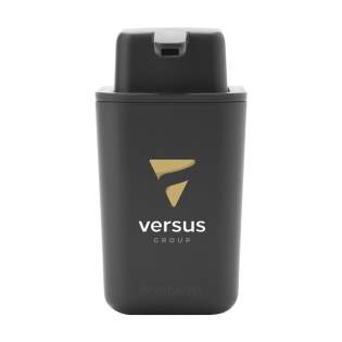 Brabantia zeepdispenser van kunststof, met afneembare bovenzijde en grote navulopening. Met drupvrije zeeppomp die gemakkelijk met één hand te bedienen is. Rechthoekig, ruimtebesparend ontwerp met antislip onderzijde. Gemaakt van corroseriebestendige materialen. Geschikt voor 200 ml handzeep of afwasmiddel. Het reservoir is vaatwasserbestendig. 96% recyclebaar. Met 5 jaar fabrieksgarantie. Brabantia zeepdispenser van kunststof, met afneembare bovenzijde en grote navulopening. Met drupvrije zeeppomp die gemakkelijk met één hand te bedienen is. Rechthoekig, ruimtebesparend ontwerp met antislip onderzijde. Gemaakt van corroseriebestendige materialen. Geschikt voor 200 ml handzeep of afwasmiddel. Het reservoir is vaatwasserbestendig. 96% recyclebaar. Met 5 jaar fabrieksgarantie.