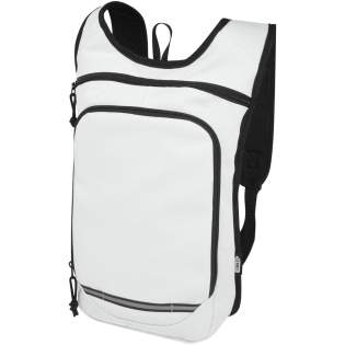 Fabriqué à partir de tissu 100 % recyclé et hydrofuge GRS, le sac à dos Trails dispose d'une poche avant zippée et d'un compartiment principal zippé, et est compatible avec une poche d'eau hydratante. Rayures réfléchissantes pour la visibilité et envers en maille filet pour un transport confortable, ce qui en fait un excellent choix durable pour les activités de plein air. Fabriqué à partir de tissu 100 % recyclé et hydrofuge GRS, le sac à dos Trails dispose d'une poche avant zippée et d'un compartiment principal zippé, et est compatible avec une poche d'eau hydratante. Rayures réfléchissantes pour la visibilité et envers en maille filet pour un transport confortable, ce qui en fait un excellent choix durable pour les activités de plein air.