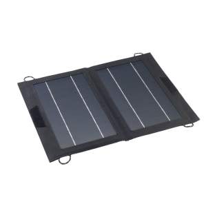 Ladegerät (10W) mit Solarpanels, verarbeitet in einer Schützhülle aus 600D RPET. Die Tasche hat 2 Aufhängeösen und lässt sich öffnen und schließen. Ausgestattet mit einem Klettverschluss. Leicht zu tragen und zu transportieren. Das Solarpanel kann direkt zum Aufladen Ihres Handys oder anderer Geräte verwendet werden, ohne dass eine zusätzliche externe Batterie benötigt wird. Schließen Sie Ihr Mobiltelefon an das Solarpanel an und stellen Sie das Panel in die Sonne. Leistung: 10W - 5V/2A. Eingang: USB-A und Typ-C. Ideal für Reisende, auf Booten, in Wohnmobilen und an Orten, an denen kein Strom verfügbar ist. Maße aufgeklappt: 29,5 x 34,6 x 0,8 cm. Verpackt pro Stück. Ladegerät (10W) mit Solarpanels, verarbeitet in einer Schützhülle aus 600D RPET. Die Tasche hat 2 Aufhängeösen und lässt sich öffnen und schließen. Ausgestattet mit einem Klettverschluss. Leicht zu tragen und zu transportieren. Das Solarpanel kann direkt zum Aufladen Ihres Handys oder anderer Geräte verwendet werden, ohne dass eine zusätzliche externe Batterie benötigt wird. Schließen Sie Ihr Mobiltelefon an das Solarpanel an und stellen Sie das Panel in die Sonne. Leistung: 10W - 5V/2A. Eingang: USB-A und Typ-C. Ideal für Reisende, auf Booten, in Wohnmobilen und an Orten, an denen kein Strom verfügbar ist. Maße aufgeklappt: 29,5 x 34,6 x 0,8 cm. Verpackt pro Stück.