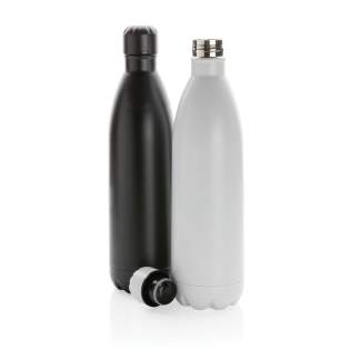 Bouteille 1L en acier inoxydable double paroi de couleur unie. La bouteille garde les boissons froides au frais jusqu'à 15 heures et les boissons chaudes au chaud jusqu'à 5 heures. Avec une base qui s'adapte à la plupart des porte-gobelets, cette bou... Bouteille 1L en acier inoxydable double paroi de couleur unie. La bouteille garde les boissons froides au frais jusqu'à 15 heures et les boissons chaudes au chaud jusqu'à 5 heures. Avec une base qui s'adapte à la plupart des porte-gobelets, cette bou...