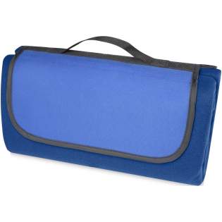 Couverture de pique-nique résistante à l'eau de 140 g/m2 en plastique recyclé PET. Une fois pliée et fixée, la couverture est facile à ranger et à transporter avec la poignée de transport incluse.
Couverture de pique-nique résistante à l'eau de 140 g/m2 en plastique recyclé PET. Une fois pliée et fixée, la couverture est facile à ranger et à transporter avec la poignée de transport incluse.