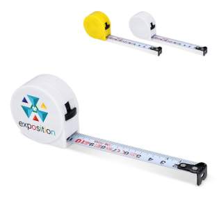 Ruban de mesure durable de 3 m en ABS recyclé, avec un ruban de 16 mm de large et une rigidité jusqu'à 1,3 m. Sa surface plane est idéale pour le marquage. Conforme aux normes de la classe MID II de la CEE pour des mesures précises. Ruban de mesure durable de 3 m en ABS recyclé, avec un ruban de 16 mm de large et une rigidité jusqu'à 1,3 m. Sa surface plane est idéale pour le marquage. Conforme aux normes de la classe MID II de la CEE pour des mesures précises.