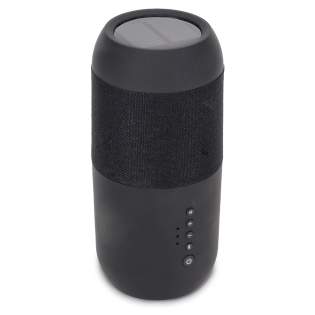 Deze draadloze speaker bevat twee speakers van elk 5 Watt en heeft daardoor topkwaliteit 360 graden surround sound. Deze speaker kan eenvoudig in de grond worden gestoken als een fakkel en heeft zelfs zonnepanelen op de bovenkant voor het bijladen via de zon. Verpakt in mooie geschenkverpakking. Deze draadloze speaker bevat twee speakers van elk 5 Watt en heeft daardoor topkwaliteit 360 graden surround sound. Deze speaker kan eenvoudig in de grond worden gestoken als een fakkel en heeft zelfs zonnepanelen op de bovenkant voor het bijladen via de zon. Verpakt in mooie geschenkverpakking.