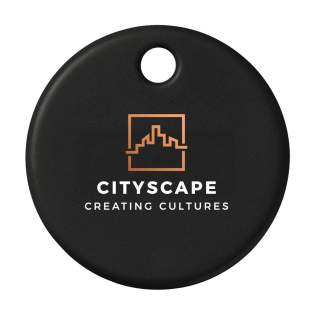 De Chipolo POP is een slimme Bluetooth-tracker die helpt om al je belangrijke spullen snel terug te vinden – van sleutels en rugzak tot koffer of portemonnee. Wat deze tracker écht bijzonder maakt, is dat hij als een van de weinige werkt met zowel Apple’s Find My-netwerk als Google’s Find My Device. Hierdoor kun je je spullen bijna overal ter wereld opsporen, zelfs als ze buiten Bluetooth-bereik zijn. Is het item in de buurt, dan laat je de POP luid rinkelen met een geluid tot 120 dB. De gratis bijbehorende app is eenvoudig in gebruik en biedt handige functies zoals ‘Call Your Phone’. De behuizing is gemaakt van 50% gerecycled materiaal en is IP55-geclassificeerd, wat hem stof- en spatwaterdicht maakt. Dankzij Bluetooth 6.0 heeft de tracker een bereik tot 90 meter. De Chipolo POP is licht, stijlvol en volledig digitaal te personaliseren. Ontworpen én geproduceerd in Europa, met aandacht voor kwaliteit. Een slimme keuze voor wie zoekt naar gemak, betrouwbaarheid en een tracker die verder gaat dan de standaard. Inclusief gebruiksaanwijzing. Per stuk verpakt. De Chipolo POP is een slimme Bluetooth-tracker die helpt om al je belangrijke spullen snel terug te vinden – van sleutels en rugzak tot koffer of portemonnee. Wat deze tracker écht bijzonder maakt, is dat hij als een van de weinige werkt met zowel Apple’s Find My-netwerk als Google’s Find My Device. Hierdoor kun je je spullen bijna overal ter wereld opsporen, zelfs als ze buiten Bluetooth-bereik zijn. Is het item in de buurt, dan laat je de POP luid rinkelen met een geluid tot 120 dB. De gratis bijbehorende app is eenvoudig in gebruik en biedt handige functies zoals ‘Call Your Phone’. De behuizing is gemaakt van 50% gerecycled materiaal en is IP55-geclassificeerd, wat hem stof- en spatwaterdicht maakt. Dankzij Bluetooth 6.0 heeft de tracker een bereik tot 90 meter. De Chipolo POP is licht, stijlvol en volledig digitaal te personaliseren. Ontworpen én geproduceerd in Europa, met aandacht voor kwaliteit. Een slimme keuze voor wie zoekt naar gemak, betrouwbaarheid en een tracker die verder gaat dan de standaard. Inclusief gebruiksaanwijzing. Per stuk verpakt.
