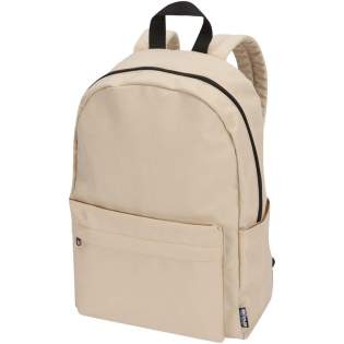 Der City-Laptop-Rucksack Byron aus wasserabweisendem, GRS-zertifiziertem recyceltem Polyester ist Ihr zuverlässiger Begleiter für Arbeit, Schule oder Stadtleben. Er bietet mit einem Fassungsvermögen von 16 Litern und einer speziellen, gepolsterten Hülle für Laptops bis zu 14" praktischen Stauraum in einem klaren, modernen Design. Im Inneren befinden sich praktische Fächer, in denen Sie Ihre Utensilien ordentlich verstauen können. Zwei Seitentaschen und eine Fronttasche mit Reißverschluss ermöglichen schnellen Zugriff auf wichtige Dinge. Ob auf dem Weg zur Arbeit oder bei der Erkundung der Stadt – dieser Rucksack bietet Stil, Komfort und Funktionalität bei jedem Schritt.