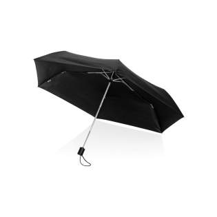 Parapluie 20,5" Swiss Peak Aware™ rPET Ultra-light full auto offre une protection durable contre les intempéries sous une forme ultralégère et pliable. Ce mini parapluie portable à 3 sections à ouverture/fermeture automatique est parfait pour tenir dans un sac à main. Armature en aluminium, baleines en fibre de verre et poignée en ABS. Avec le traceur AWARE™ qui valide l'utilisation authentique de matériaux recyclés. La toile du parapluie a permis d'économiser 3,2 litres d'eau, elle est composée de 5,4 bouteilles PET (500ml). 2 % des recettes de chaque produit Impact vendu seront reversés à Water.org.<br /><br />UmbrellaMechanism: Ouvrir/Fermer automatiquement Parapluie 20,5" Swiss Peak Aware™ rPET Ultra-light full auto offre une protection durable contre les intempéries sous une forme ultralégère et pliable. Ce mini parapluie portable à 3 sections à ouverture/fermeture automatique est parfait pour tenir dans un sac à main. Armature en aluminium, baleines en fibre de verre et poignée en ABS. Avec le traceur AWARE™ qui valide l'utilisation authentique de matériaux recyclés. La toile du parapluie a permis d'économiser 3,2 litres d'eau, elle est composée de 5,4 bouteilles PET (500ml). 2 % des recettes de chaque produit Impact vendu seront reversés à Water.org.<br /><br />UmbrellaMechanism: Ouvrir/Fermer automatiquement