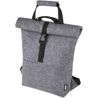 Sac à dos avec dessus enroulable et sac à vélo combinés pour un ensemble multifonctionnel et tendance, en feutre recyclé, doux, durable, certifié GRS et de haute qualité. Comprend un large compartiment principal, une poche avant, des bretelles réglables et 3 sangles auto-agrippantes pour attacher le sac à l'arrière d'un vélo. Les bretelles peuvent être facilement transformées en un long système de poignée de transport ou regroupées afin que les sangles ne se prennent pas dans une roue de vélo. Sac à dos avec dessus enroulable et sac à vélo combinés pour un ensemble multifonctionnel et tendance, en feutre recyclé, doux, durable, certifié GRS et de haute qualité. Comprend un large compartiment principal, une poche avant, des bretelles réglables et 3 sangles auto-agrippantes pour attacher le sac à l'arrière d'un vélo. Les bretelles peuvent être facilement transformées en un long système de poignée de transport ou regroupées afin que les sangles ne se prennent pas dans une roue de vélo.