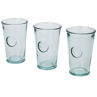 3-piece recycled glass set featuring three 300 ml cups. Made from 1 glass bottle. Recycled glass is manufactured using less energy, raw material, and additives, than what is required for making traditional glass. Cup size: height 13 cm, diameter 8 cm. 