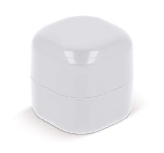 Le baume à lèvres cubique est hydrate et protège vos lèvres. Il contient un écran solaire (SPF15) afin que vos lèvres soient toujours protégées du soleil. Il adoucit et hydrate immédiatement vos lèvres. Le baume à lèvres cubique est hydrate et protège vos lèvres. Il contient un écran solaire (SPF15) afin que vos lèvres soient toujours protégées du soleil. Il adoucit et hydrate immédiatement vos lèvres.