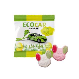 Zakje gevuld met ca. 16 gram snoephaasje, voorzien van een all-over full colour bedrukking. Standaard in een mix van smaken; framboos (roze) en kers (wit) Zakje gevuld met ca. 16 gram snoephaasje, voorzien van een all-over full colour bedrukking. Standaard in een mix van smaken; framboos (roze) en kers (wit)