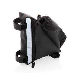 Deze PU high visibility fietstas met fleshouder is de ideale accessoire om mee te nemen op een ontspannen fietstocht. U hoeft geen tas mee te nemen, stop gewoon uw benodigdheden in de fietstas aan frmae, uw fles water en klaar bent u! Makkelijk te bevestigen dankzij de klittenbandstrips. Waterafstotend. Het reflectievermogen is getest in overeenstemming met EN 13356: 2001.<br /><br />PVC free: true Deze PU high visibility fietstas met fleshouder is de ideale accessoire om mee te nemen op een ontspannen fietstocht. U hoeft geen tas mee te nemen, stop gewoon uw benodigdheden in de fietstas aan frmae, uw fles water en klaar bent u! Makkelijk te bevestigen dankzij de klittenbandstrips. Waterafstotend. Het reflectievermogen is getest in overeenstemming met EN 13356: 2001.<br /><br />PVC free: true