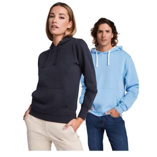 Fitted-cut sweatshirt with two-colour hood in double fabric, contrasting adjustable drawcord, covered seams in collar and kangaroo pocket. 1x1 elastane rib in cuffs and hem. Thumb-slit detail. Removable label. The model is 179 cm and is wearing size S.